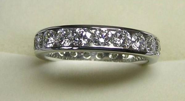 Platinum diamond wedding ring