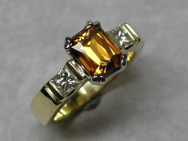Golden sapphire and diamond dress ring