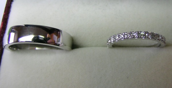 Platinum diamond wedding ring